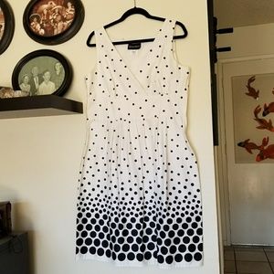 EUC Flattering Black & White Party Dress